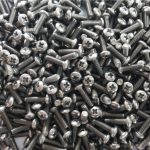 Fixador d’aliatge de titani gr5 per cargol industrial m4x10